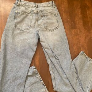 Light blue straight-leg wide-leg jeans from Dynamite, size: US 0.